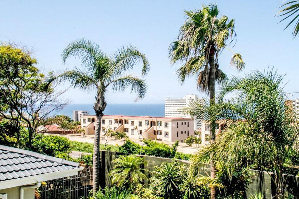 Umhlanga Rocks Blue Waves Lodge מראה חיצוני תמונה