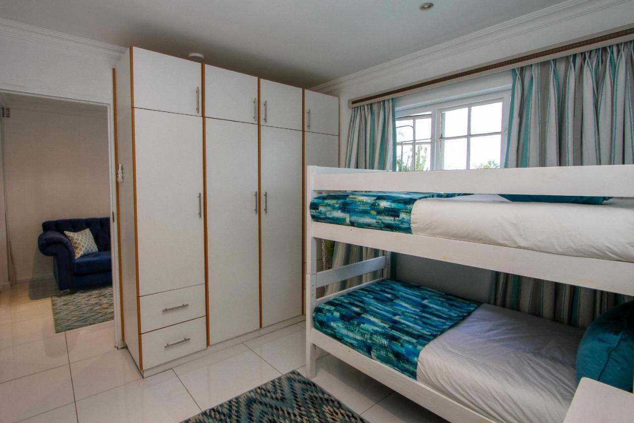 Umhlanga Rocks Blue Waves Lodge מראה חיצוני תמונה