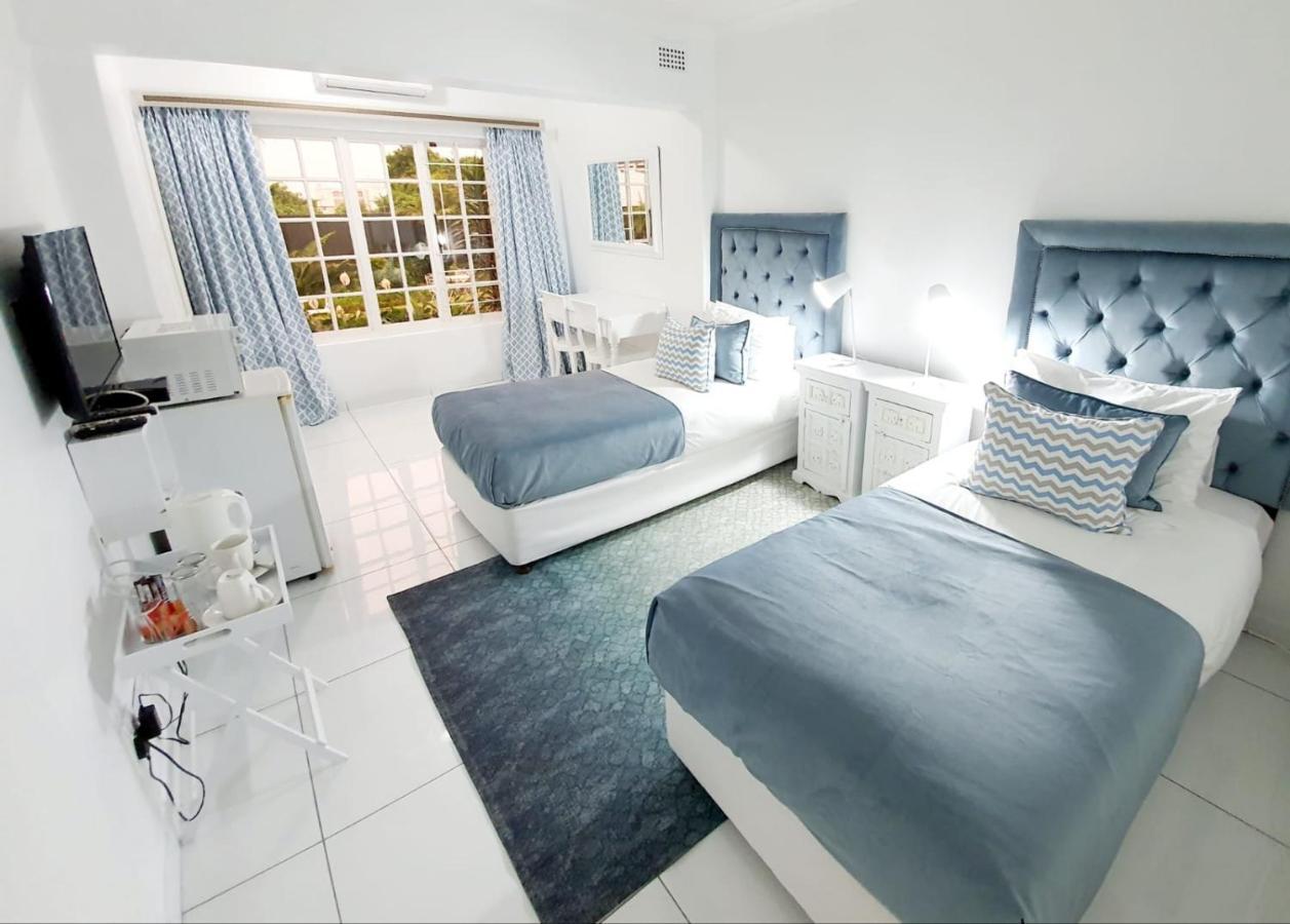 Umhlanga Rocks Blue Waves Lodge מראה חיצוני תמונה