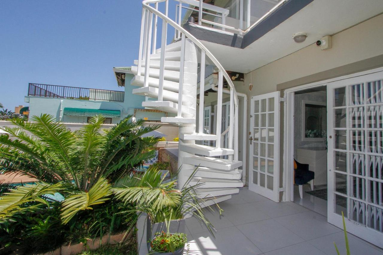 Umhlanga Rocks Blue Waves Lodge מראה חיצוני תמונה