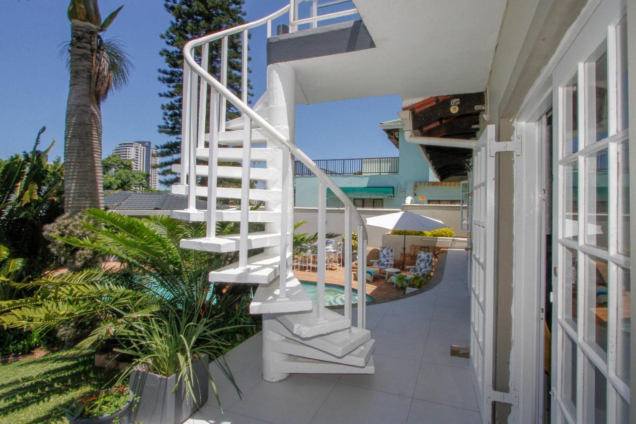 Umhlanga Rocks Blue Waves Lodge מראה חיצוני תמונה